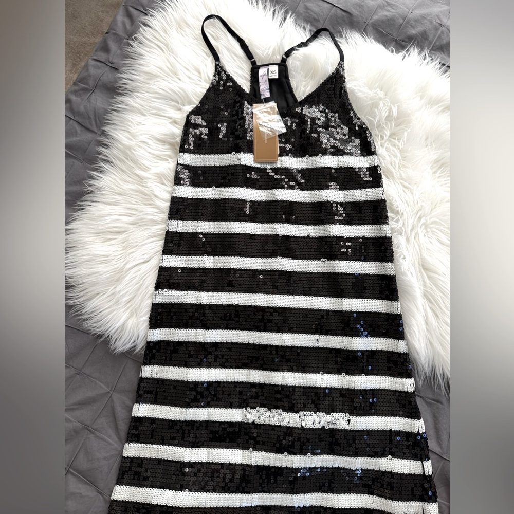 Black White Stripes Sequins Dress